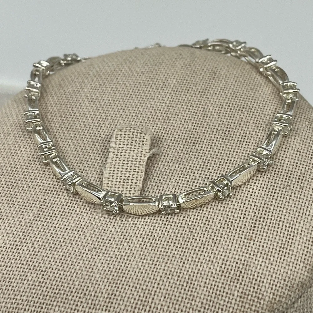 Vintage 7" Sterling Silver Marquise & Round Accent Bracelet - Picture 10 of 16